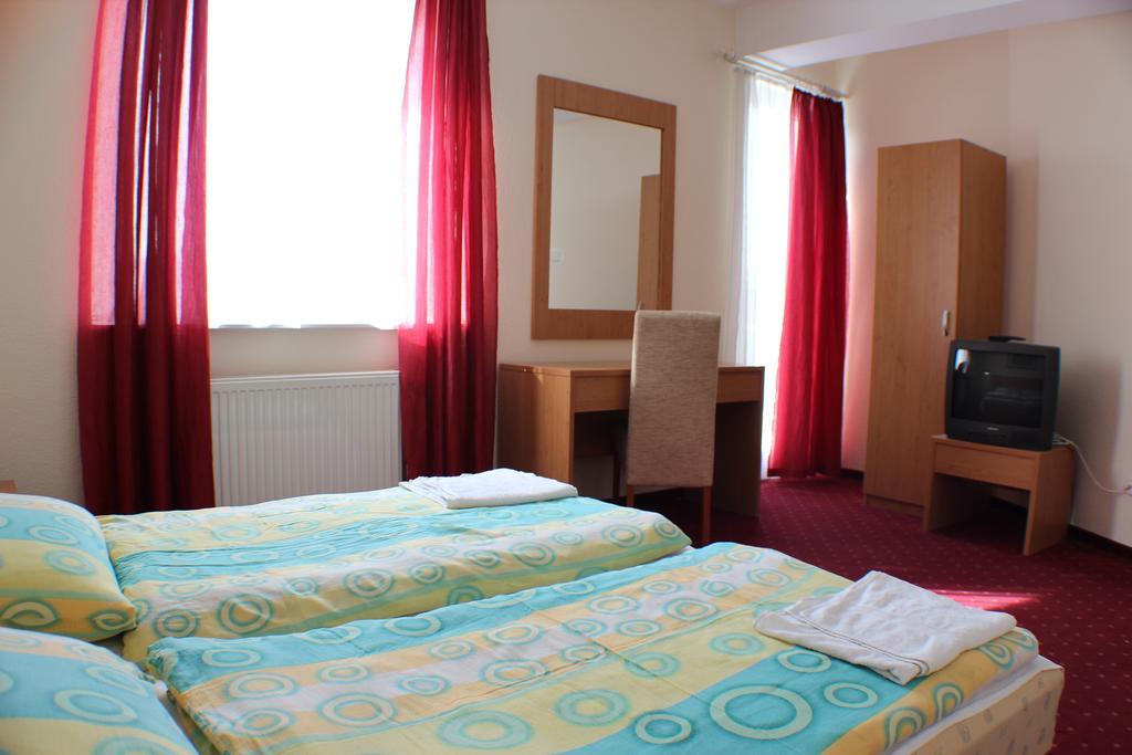 Hotel Menthol Budapest Habitación foto