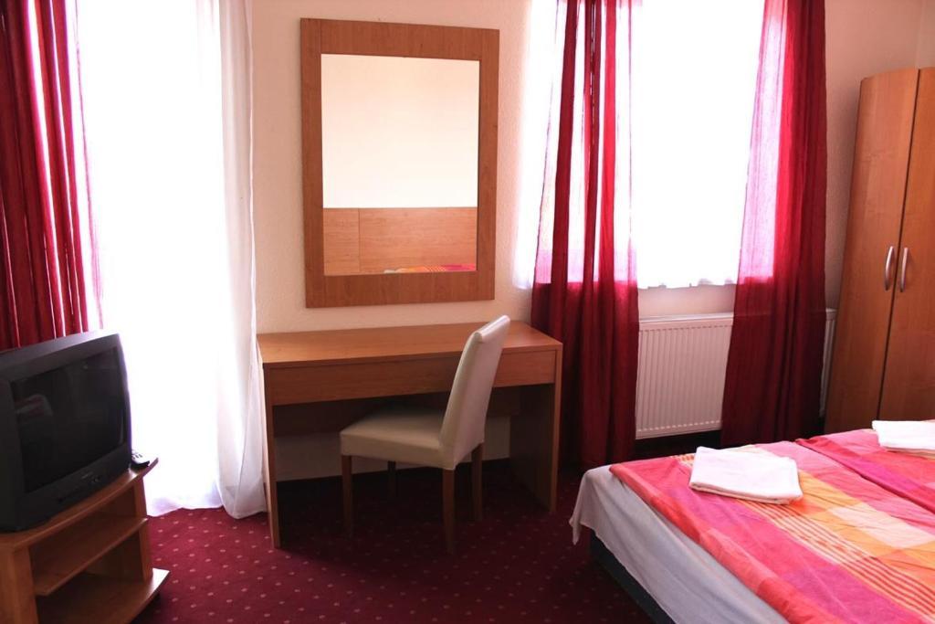 Hotel Menthol Budapest Habitación foto