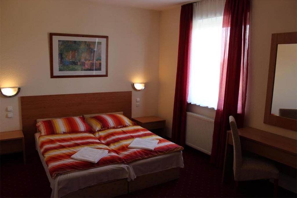 Hotel Menthol Budapest Habitación foto