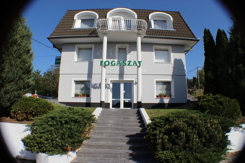 Hotel Menthol Budapest Exterior foto